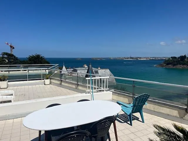 Le Crystal-Studio Terrasse Pleine Vue Mer Dinard 0*,